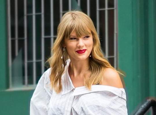 Taylor Swift includes L-theanine as one of her Top 30 before 30 taylor swift image