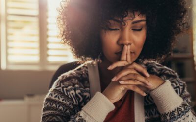 Diffuse holiday stress by practicing mindfulness