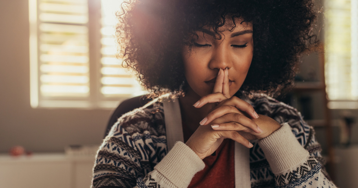 Diffuse holiday stress by practicing mindfulness